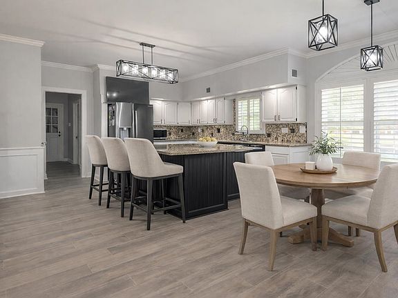 4th image of 9443 Dogwood Estates Dr