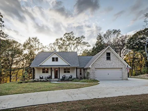 2897 Clinton Tinnin Rd, Clinton, MS 39056