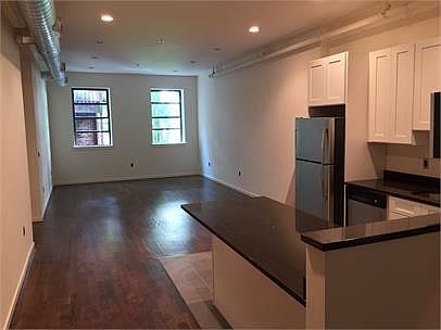 5th image of 87 Halsey St #205