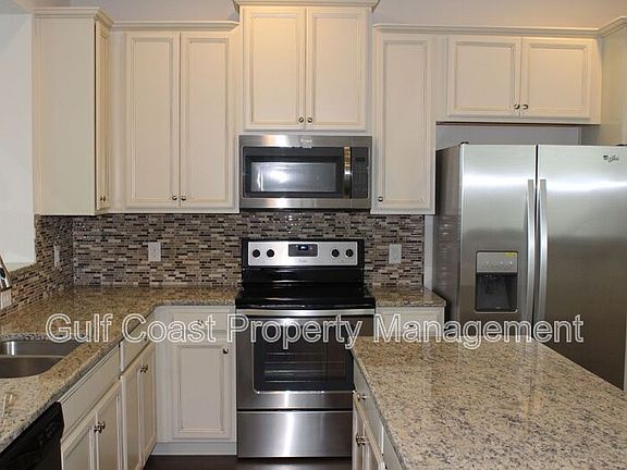 3rd image of 5026 Sunnyside Ln
