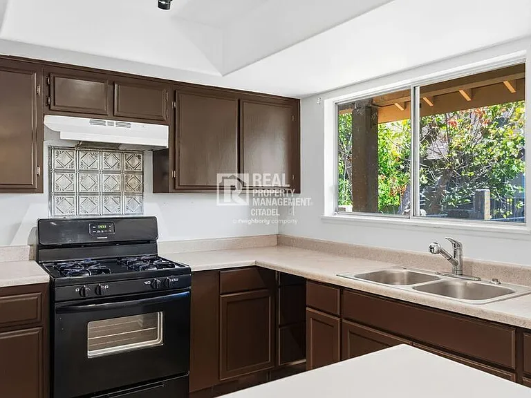 4201 W 5th St #332 — Photo 8