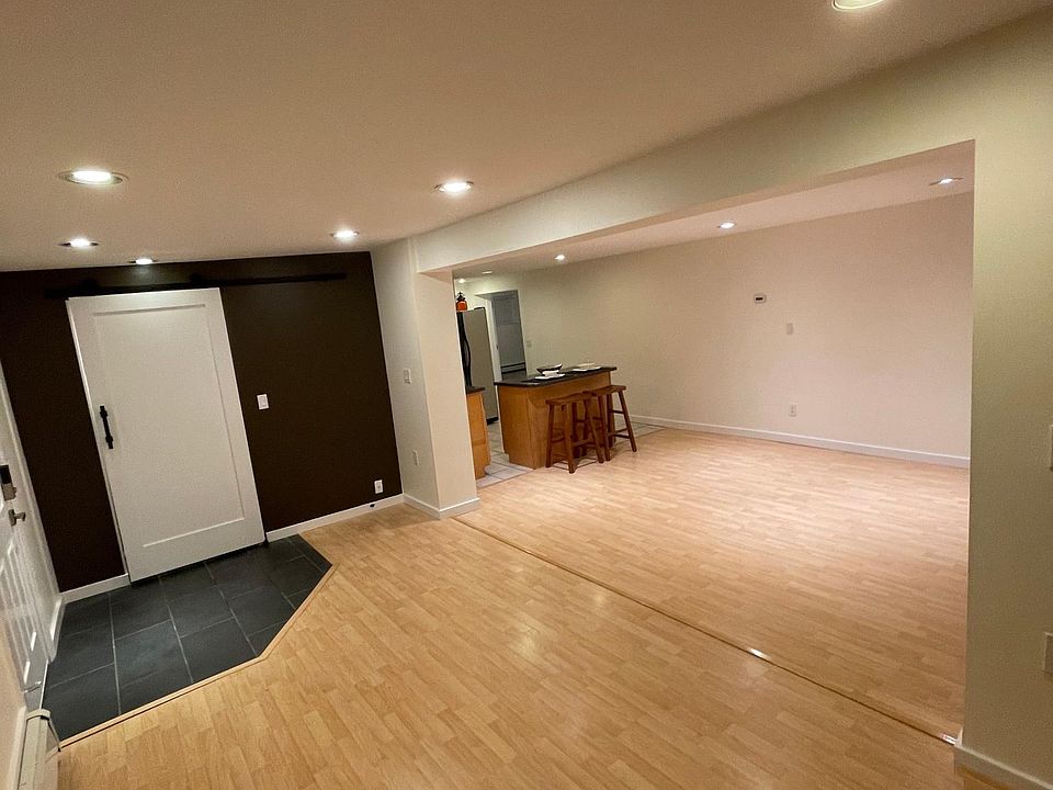 1st image of 14003 105th Ave NE #B
