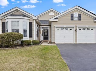 10 Minuteman Cir, Allentown, NJ 08501