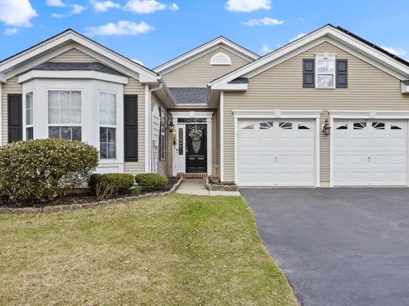 10 Minuteman Cir, Allentown, NJ 08501