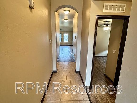 5th image of 417 Argos Rd