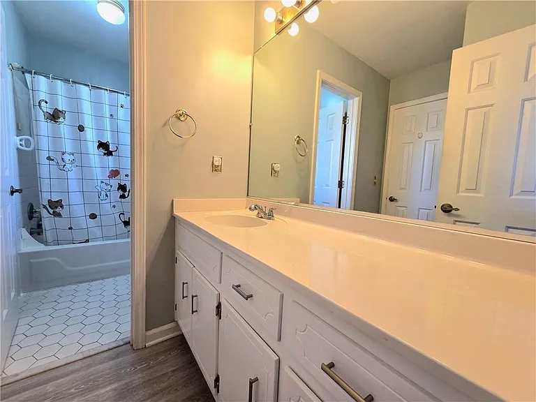 1426 Cambridge Cmn — Photo 10