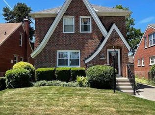 2013 Mayburn St, Dearborn, MI 48128