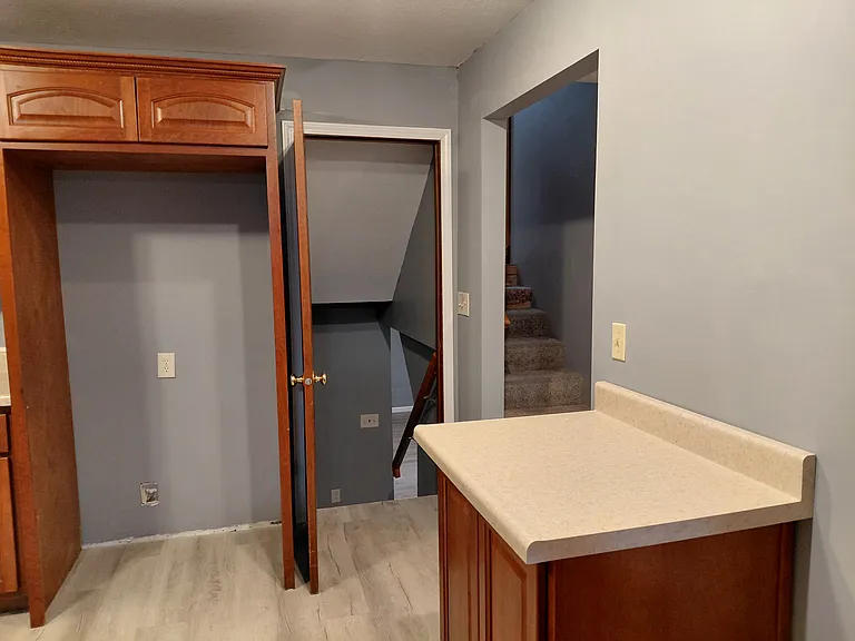 619 Arthur Ct — Photo 27
