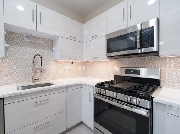 65 Storms Avenue image 9 of 29