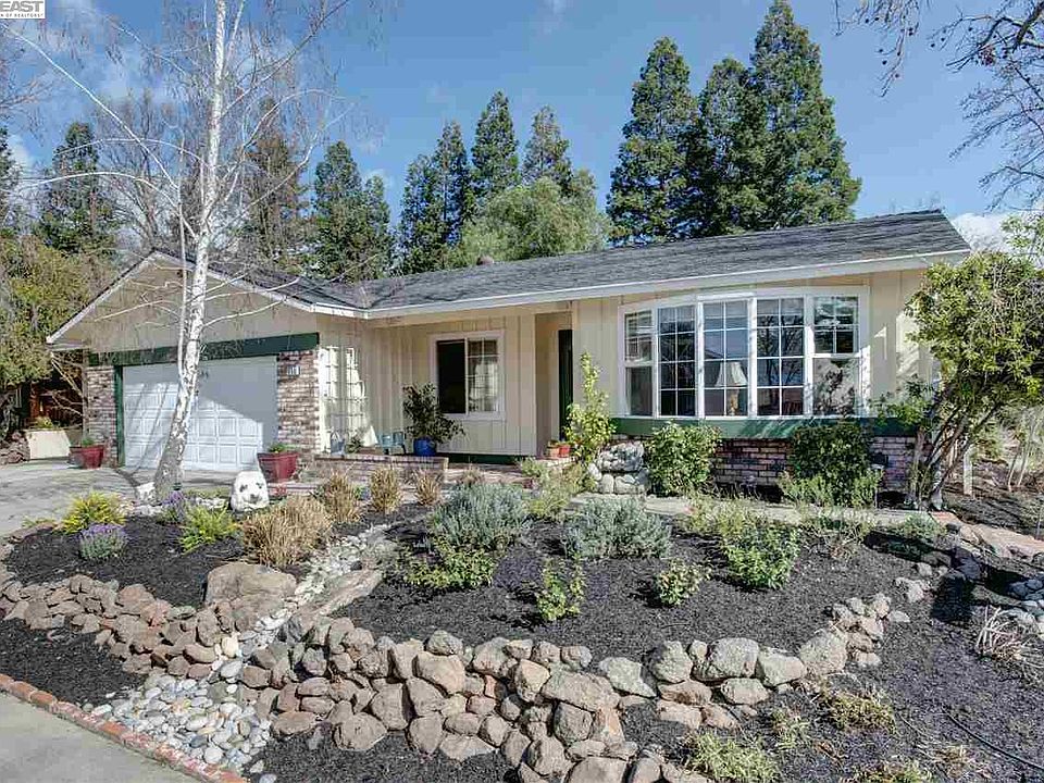 1st image of 590 Mission Dr