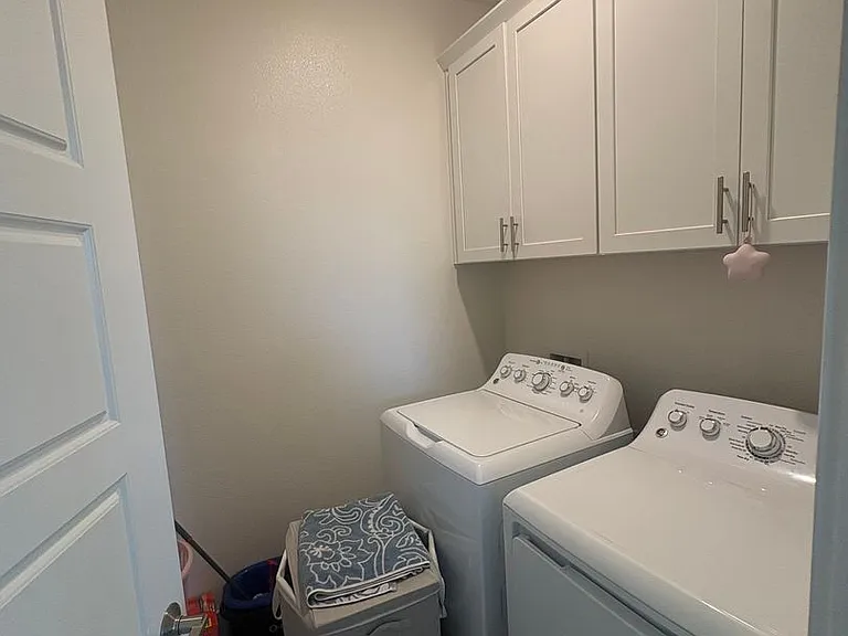 1839 Yellowwood Ave — Photo 10