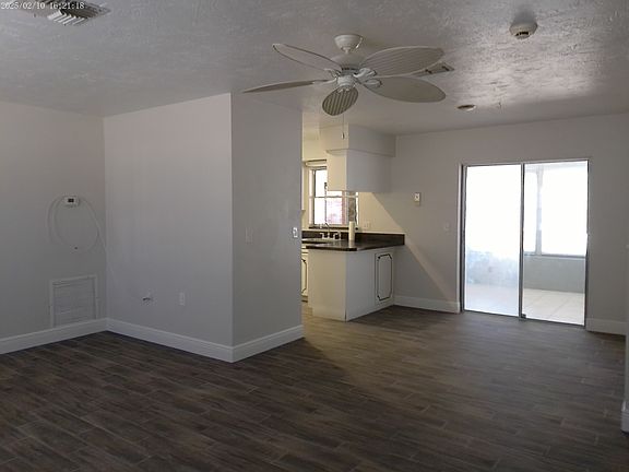 5th image of 29 New Florida Ave