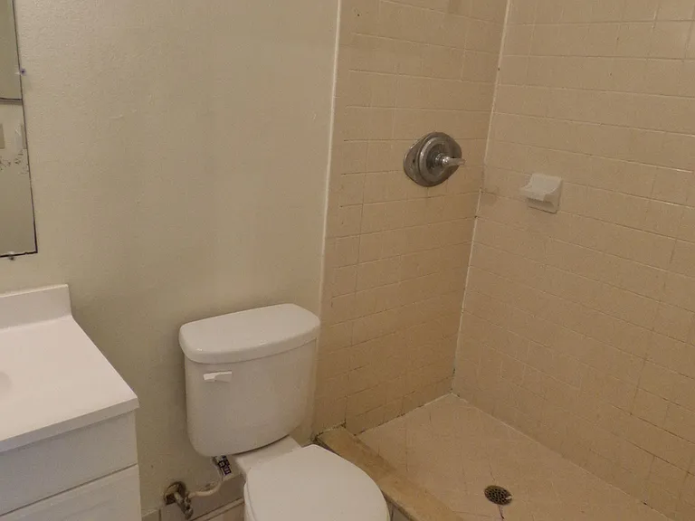 3122 Lorry Ln — Photo 8