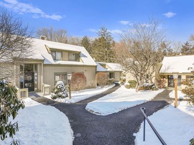 306 Heritage Vlg #A, Southbury, CT, 06488
