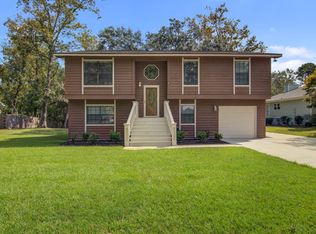 5766 Wyncliff Rd, North Charleston, SC 29418