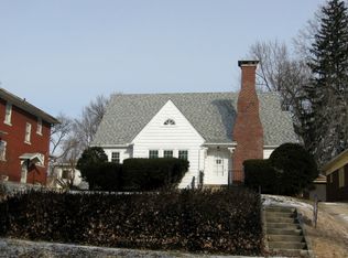 1468 W Riverview Ave, Decatur, IL 62522