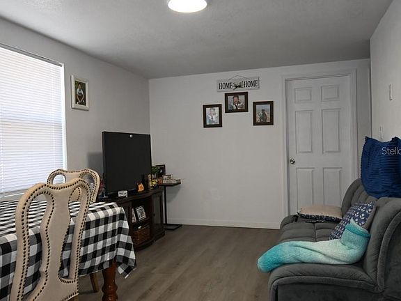 5th image of 11907 Frontage Rd