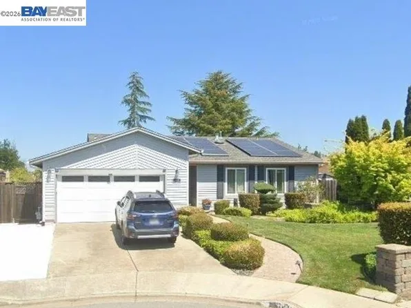 127 Catalpa Ct, Hercules, CA 94547