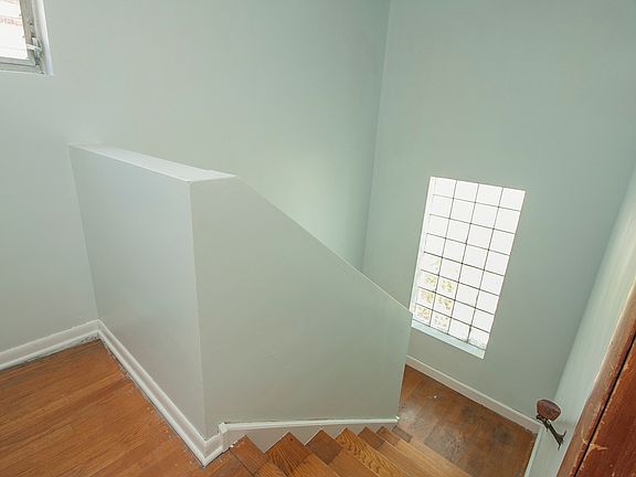 3rd image of 1135 Hannah Ave APT 3
