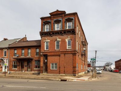 1902 White St, Dubuque, IA, 52001