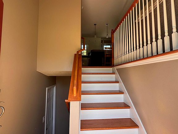 2nd image of 3931 Valley Bend Dr