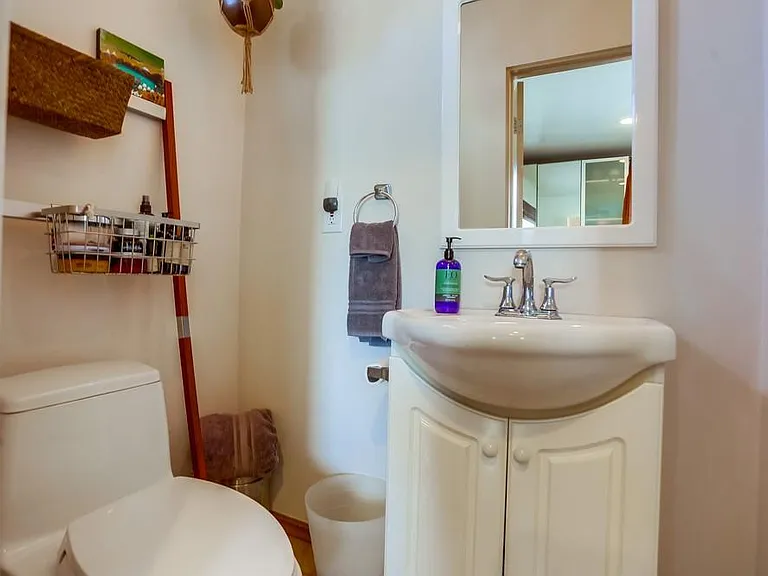 1063 Loring St — Photo 20