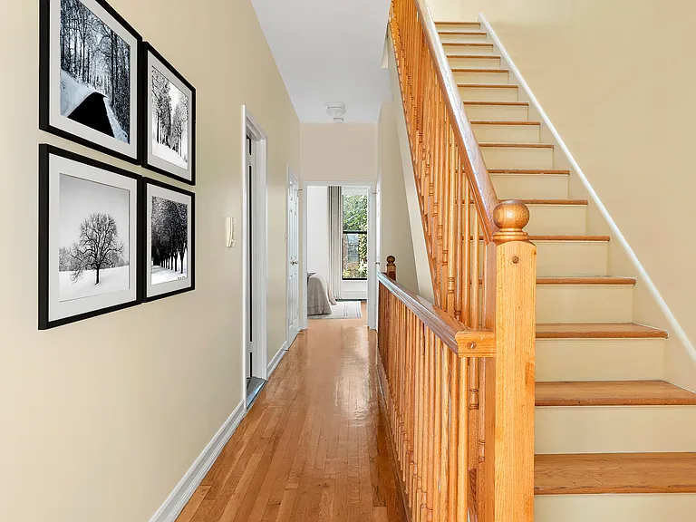 489 Manhattan Ave #2 — Photo 7