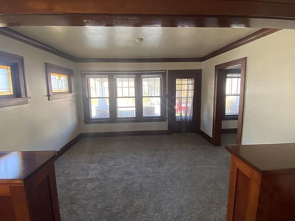 4th image of 511 Montana Ave