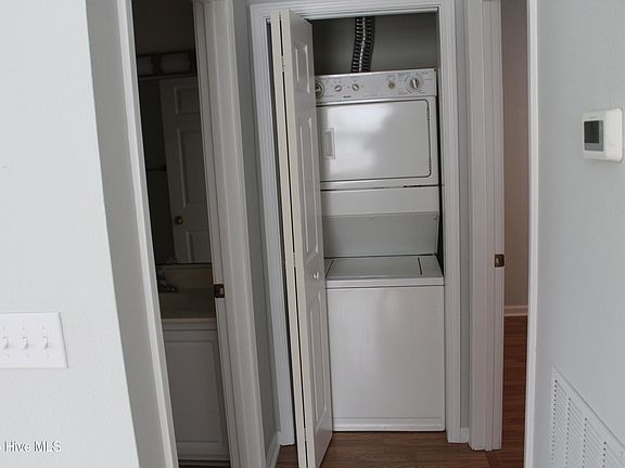 4th image of 870 Great Egret Cir SW #1