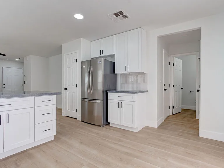 8765 First Lady Ave — Photo 10