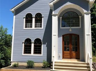 13 Canfield St, Budd Lake, NJ 07828