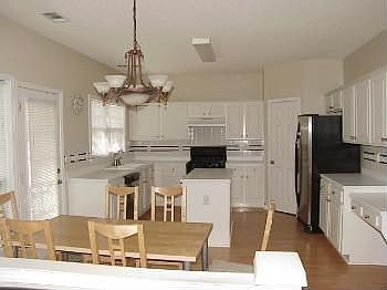 2nd image of 356 Broombridge Way