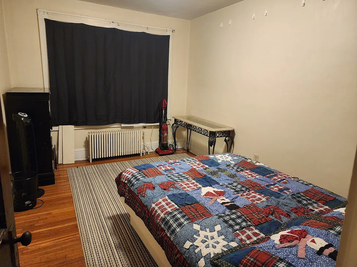 2 bed, 900 sqft, $850 — Photo 1