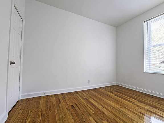 5th image of 148 N La Crosse Ave #4604