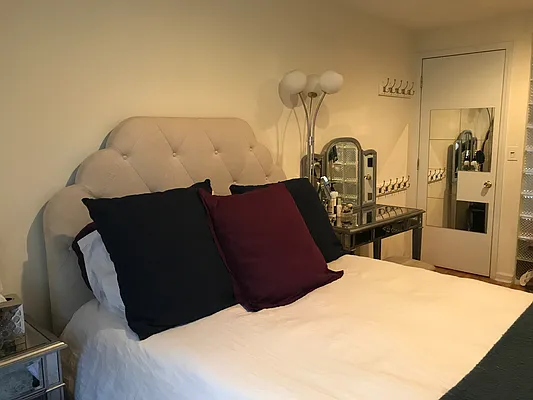 Rented by Corcoran | media 8