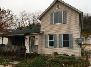 228 E 4th St, Red Wing, MN 55066