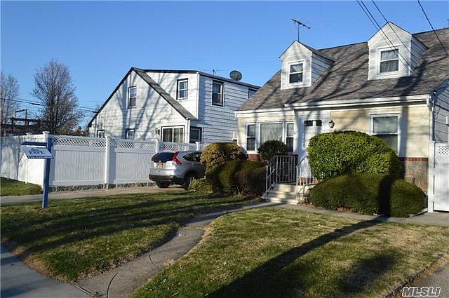 1st image of 27D Morton Ave