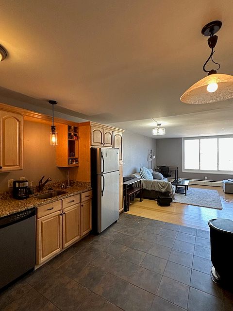 1st image of 1409 N Prospect Ave Unit 704