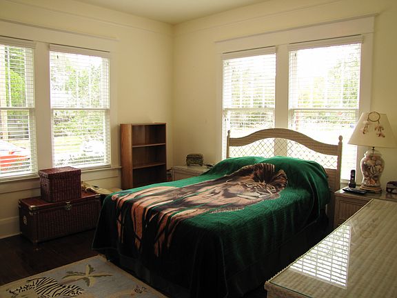 2nd image of 3706 W San Pedro St