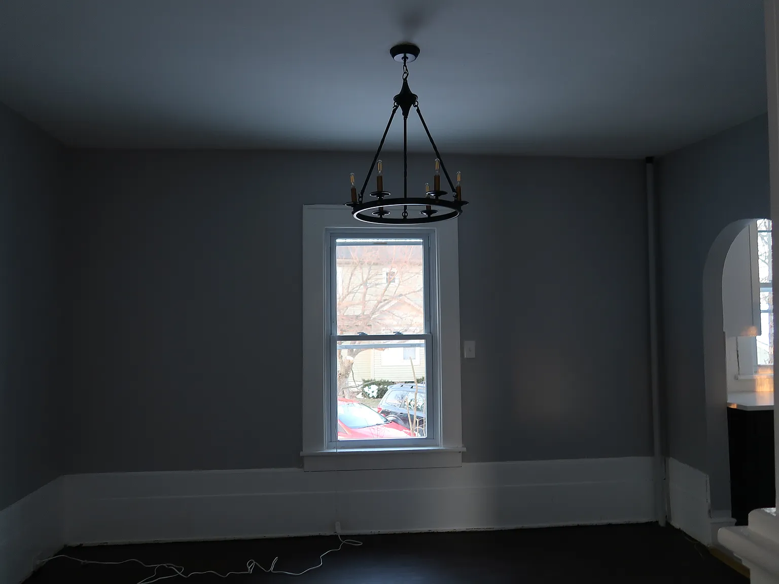 3 bed, 1.5 bath, 1300 sqft, $2,200 — Photo 2