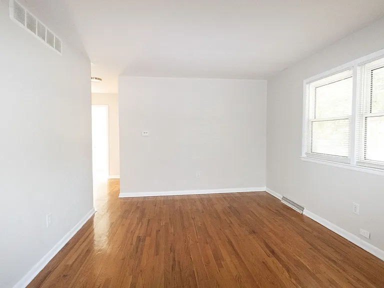 2804 Isherwood Dr — Photo 5