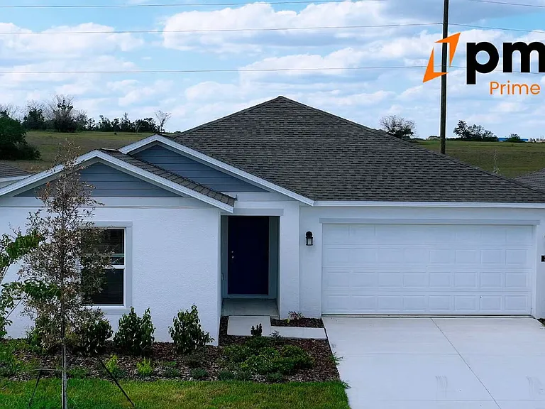 383 Artemis St — Photo 1