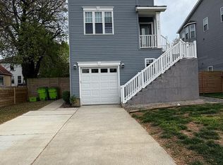6445 1st St #1, Alexandria, VA 22312