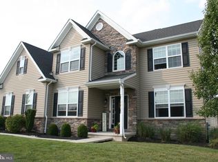 2282 Sterling Dr, Gilbertsville, PA 19525
