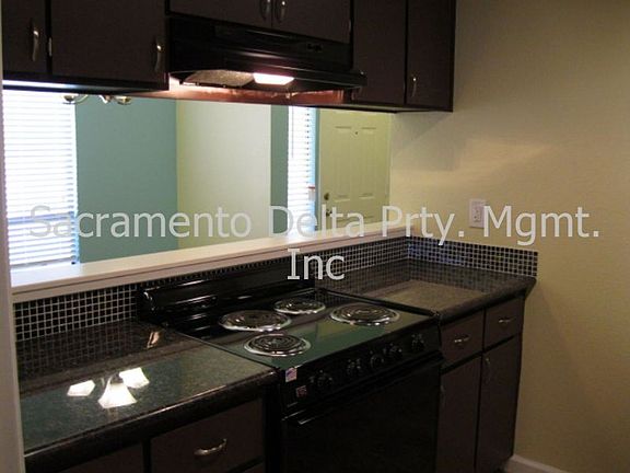 4th image of 7412 Flowerwood Way #A7793c60