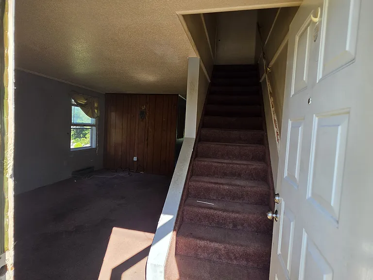 312 N Potomac St — Photo 3