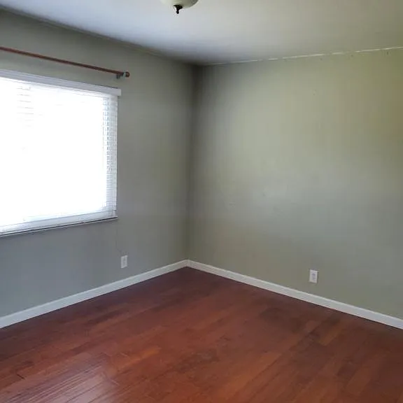 213 W Norwich Dr — Photo 4