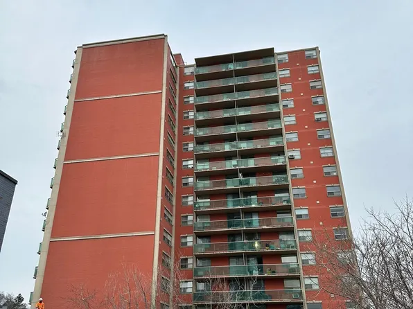 5949 Yonge St #808, Toronto, ON M2M 3V8