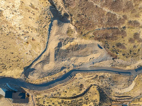 2427 S Cannon Point East Dr, Salt Lake City, UT 84109