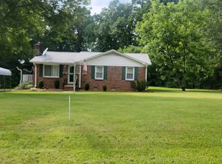 819 Deepwater Rd, Union, SC 29379